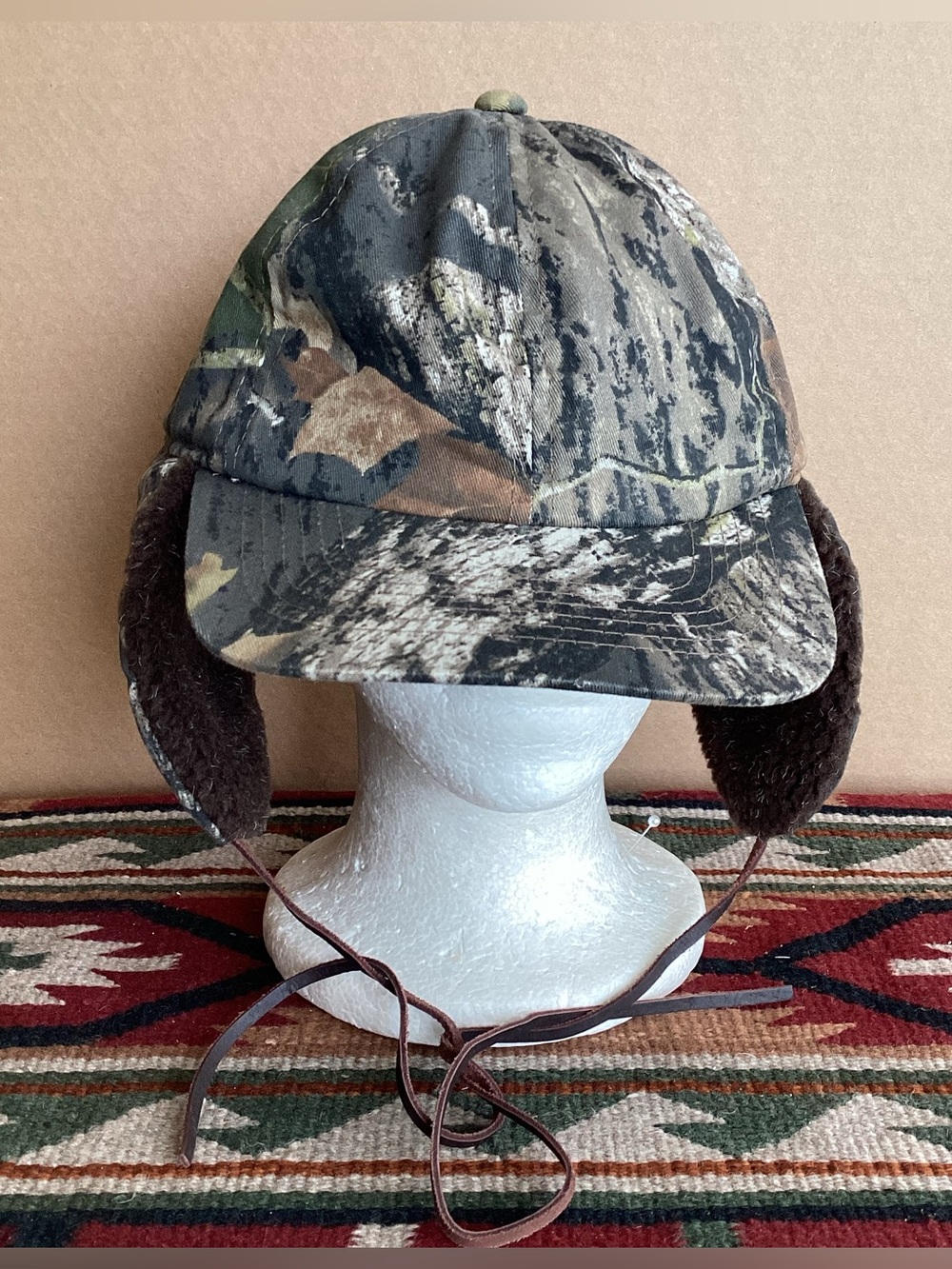 Mossy Oak Camo tree stand insulated hat with Sherpa lined ear flaps